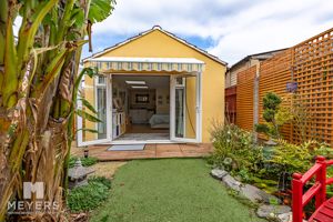 Photo 16- click for photo gallery